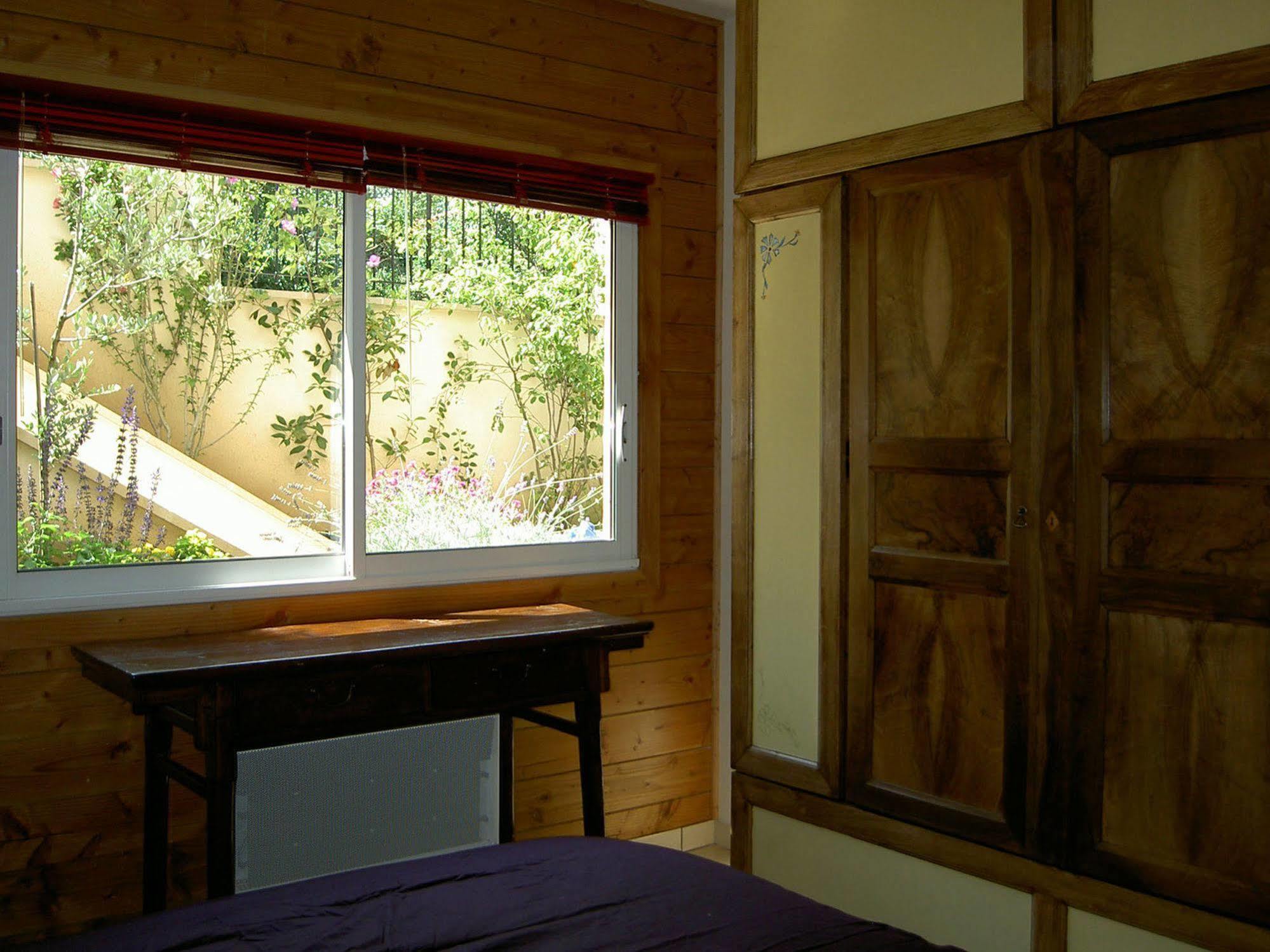 Bed & Breakfast La Maison Du Coteau 3*
